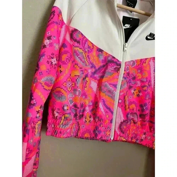 Nike Sportswear Pink Floral Printed Jacket Size Medium - Picture 8 of 10